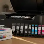 cartouche encre pas cher canon sur bureau
